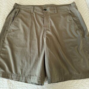 Free Fly Casual Performance Shorts – Men’s XL – Khaki – Great Condition